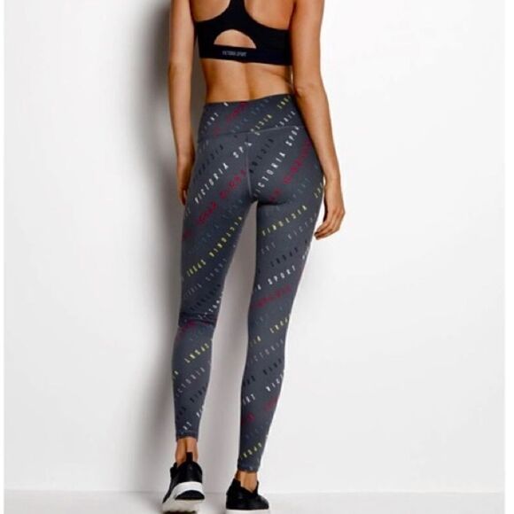 Victoria's Secret Pants - Women’s 𝅺Victoria’s Secret Sport gray logo Knockout Tights leggings